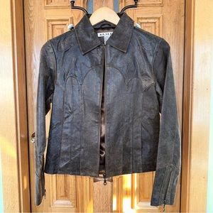 NWOT A.M.I. zipped 100% leather jacket size S Y2K